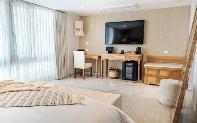 Berthas Collection By EM Hotels