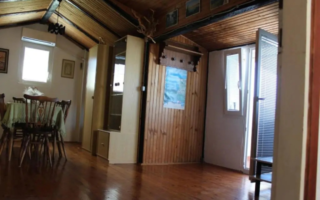 Apartments Ljubo - 15m from the sea