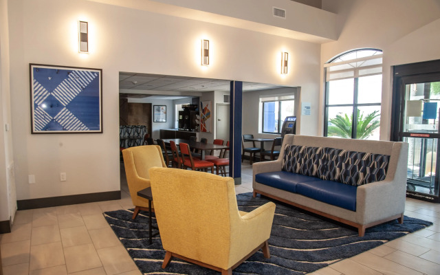Holiday Inn Express Airport - Tucson by IHG
