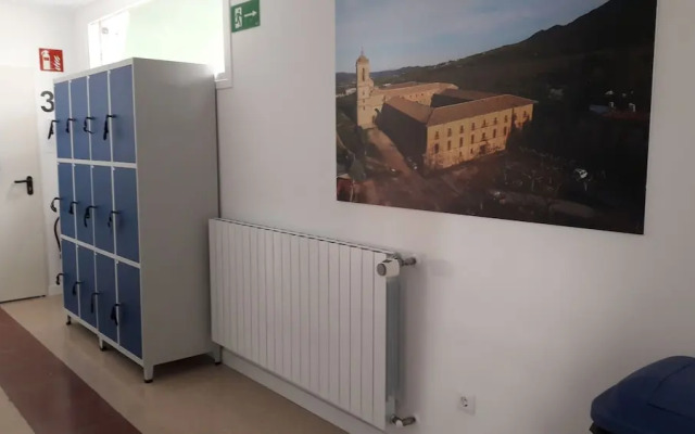Albergue de Peregrinos San Cipriano - Hostel