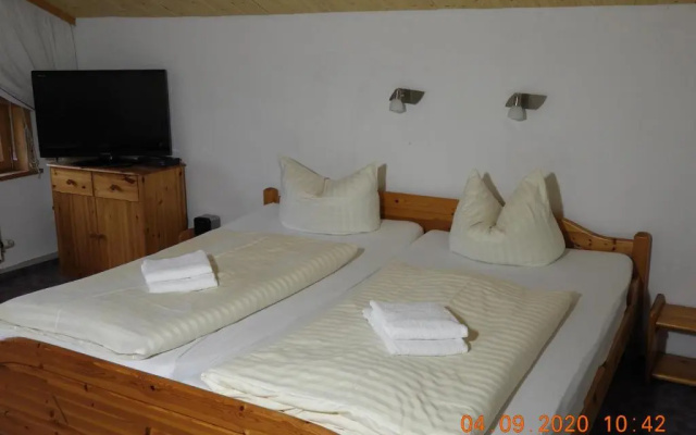 Pension Raststüb'l