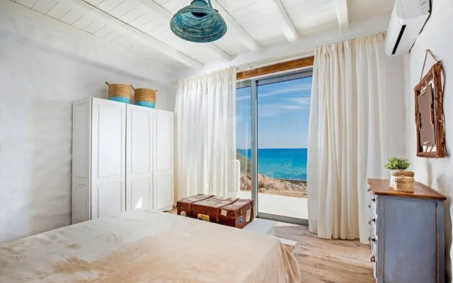 Axiotheaton Villas