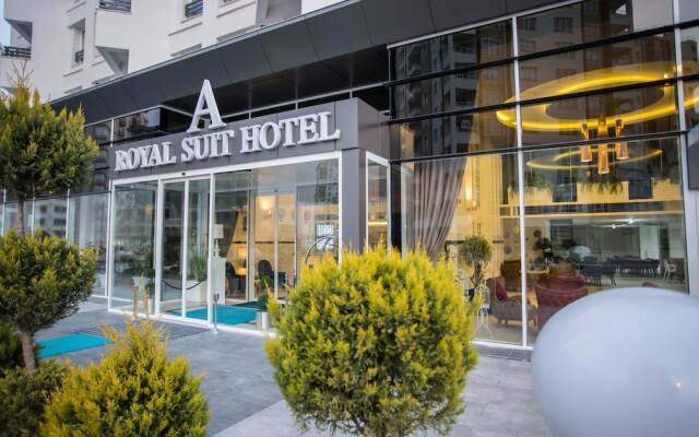 Aroyal Suites Hotel вид на фасад