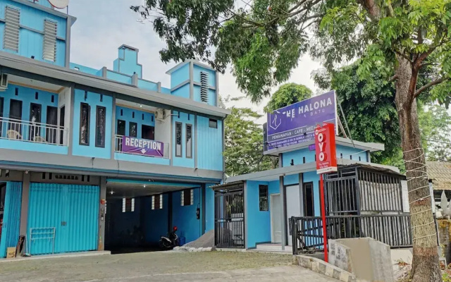 Halona Guest House