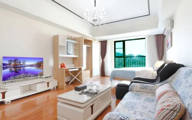 BaiHe International Apartment hotel Luogang Wanda Plaza Branch