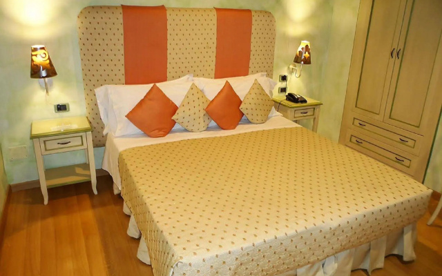 Condotti Rooms