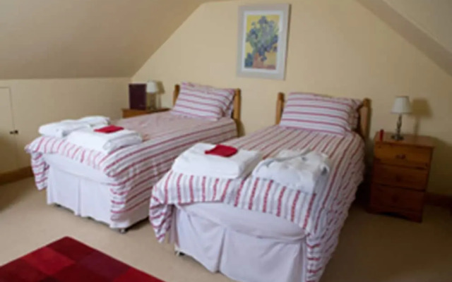 Abbotshaw House - Farm B&B
