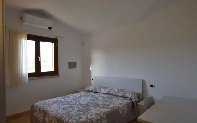 Luisa Apartment In Budoni Shared Pool