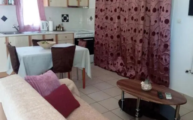 Fani's Apartments 4
