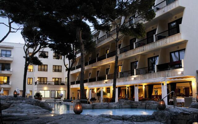 Hotel Bella Playa & Spa вид на фасад
