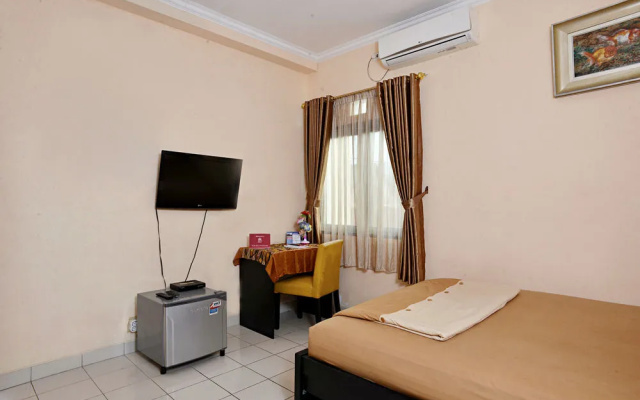 Zen Rooms Karet Tengsin
