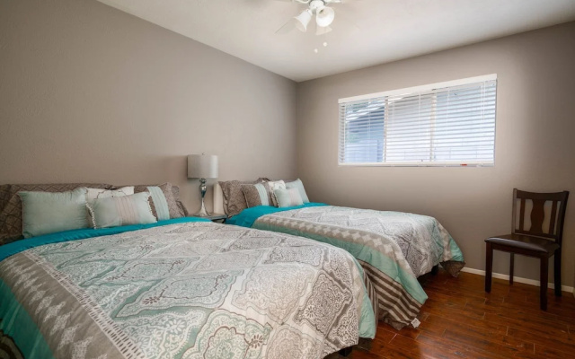 Soak In Oak Sleeps 14 Best Location