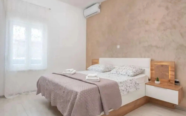 Famliy Holiday Villa Near Sea