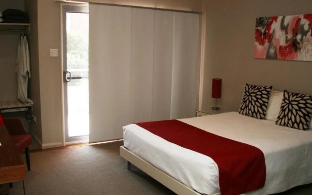 Chaucer Palms Boutique Bed & Breakfast