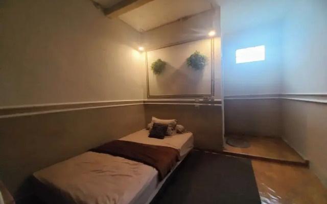 Hotel O Mekar Guest House Syariah