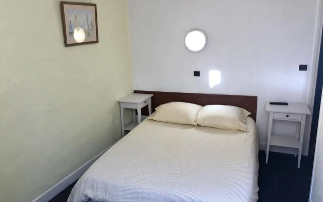 Hostellerie Du Pont Vieux