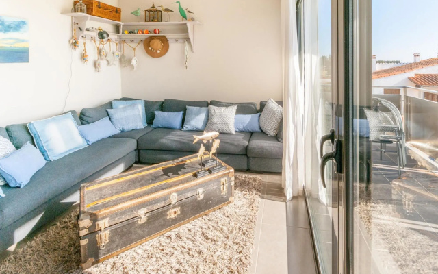 Spacious Apartment in Bon Relax with Swimming Pool