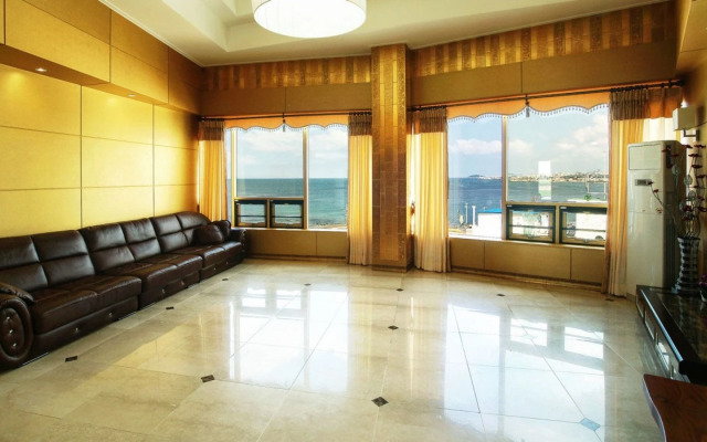 Hotel Navis