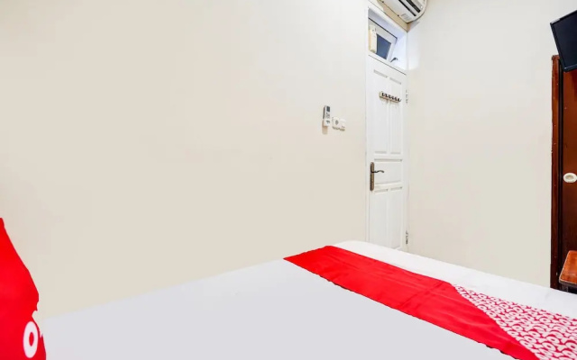 OYO Life 91511 Ampel Residence Syariah