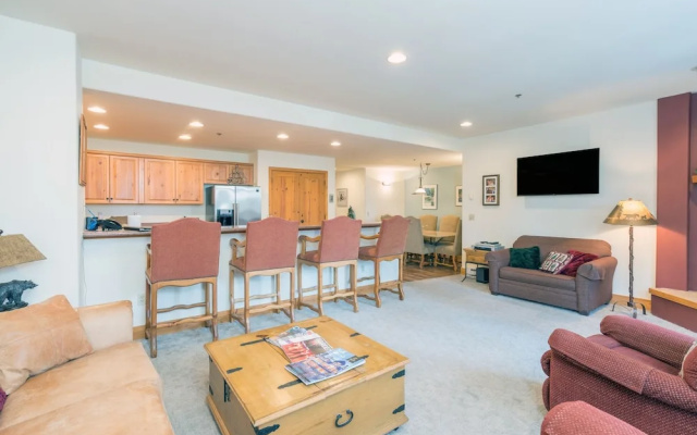 Bear Creek Lodge 302 1 Bedroom Condo by Alpine Lodging Telluride
