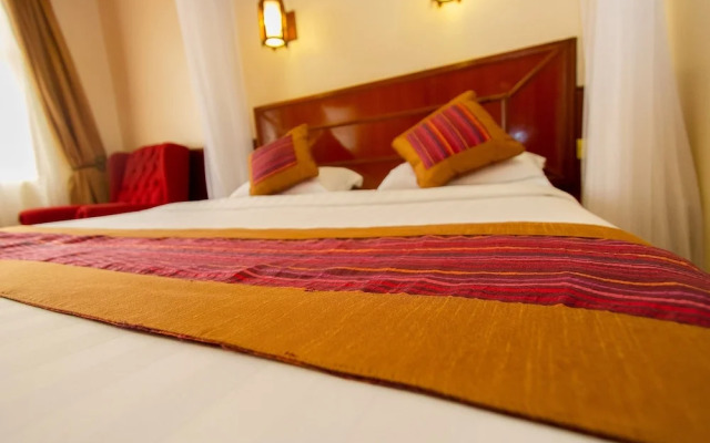 Seasons Airport Hotel