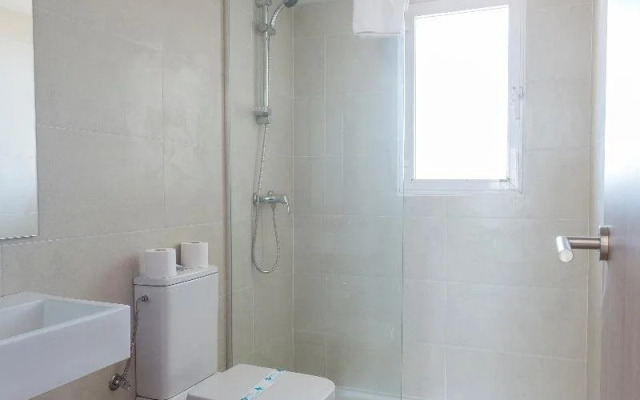 Globales Los Delfines Hotel & Apartments