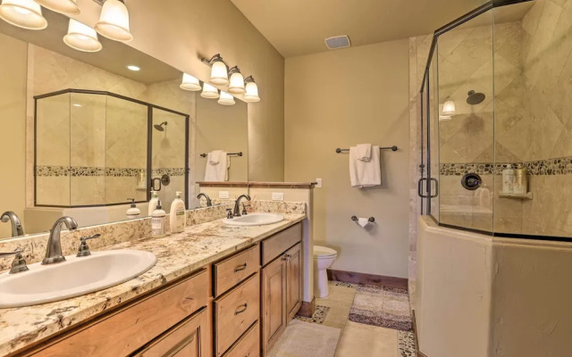 Luxurious Fraser Townhome w/ Private Hot Tub!