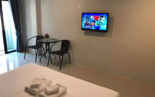 The Hub Suratthani Hotel