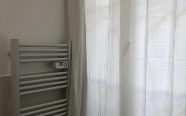 New Saint Maur-Logement Lovely Flat 32m2