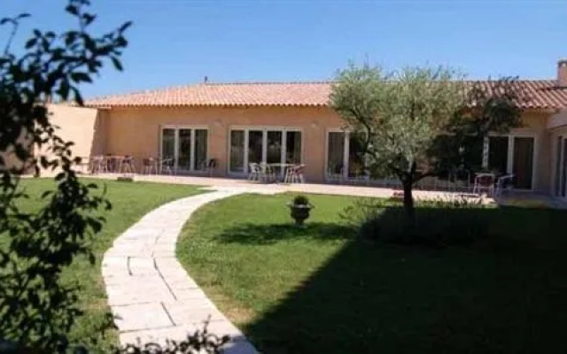 Logis Hotel La Goutte Deau