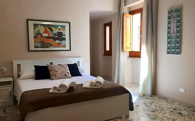 Conte Spada Home
