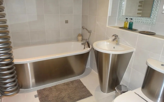High View Serviced Apartments