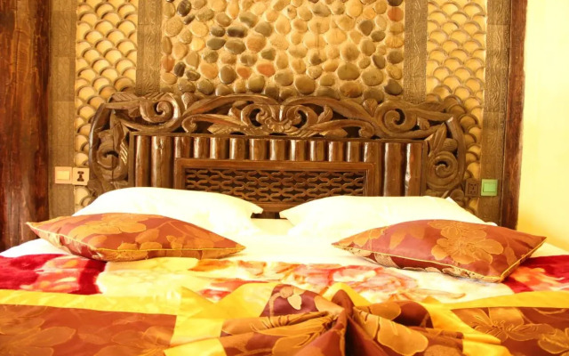 Shangri-La Mai Zhu Kung Gar Hotel