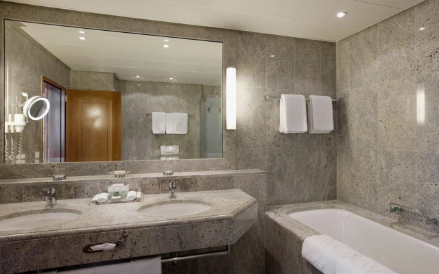 Mandarin Oriental Savoy, Zurich