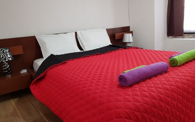 Stars Rooms Mouraria - Hostel комната для гостей