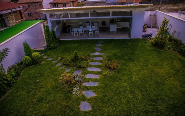 Villa Pirin