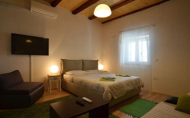 Graziella Apartments