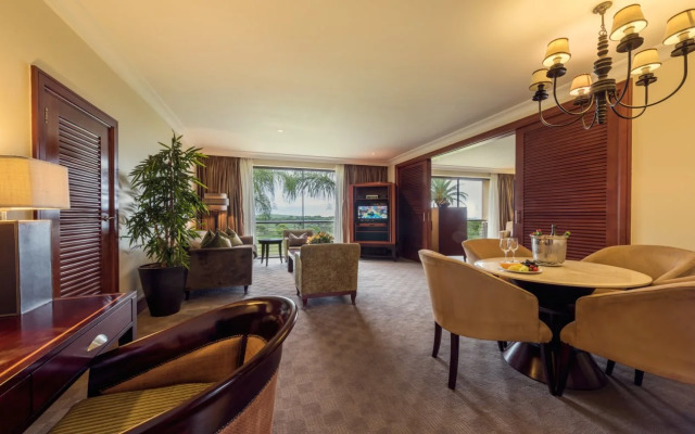 Royal Sibaya Hotel
