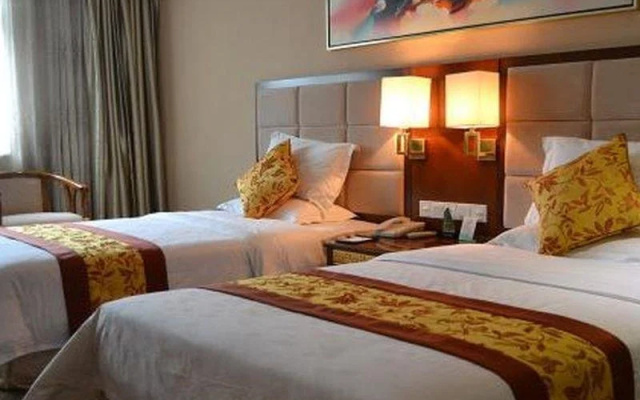 CYTS Shanshui Fashion Hotel (Chibi Xinjiekou Commercial Street)