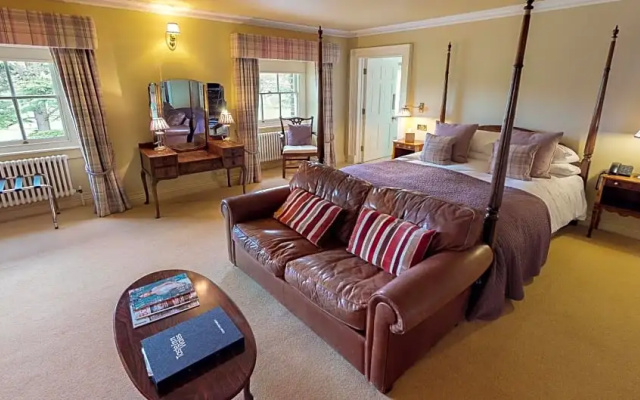 Peterstone Court Country House Restaurant & Spa