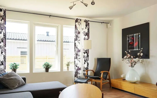6 Person Holiday Home in Stromstad