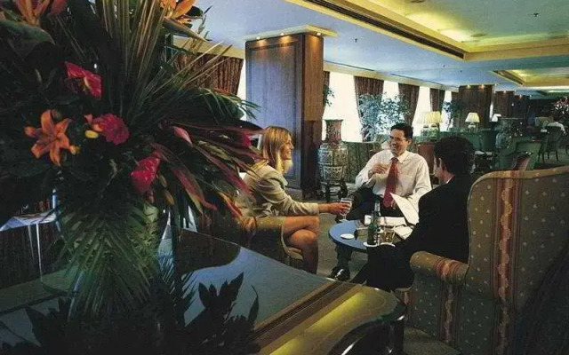 Thistle Westminster Hotel