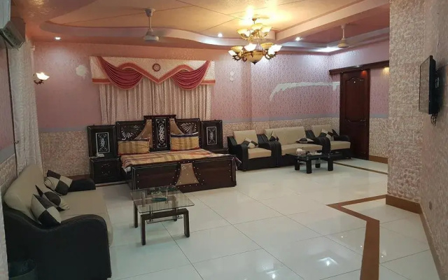 Hotel Maa Inn.