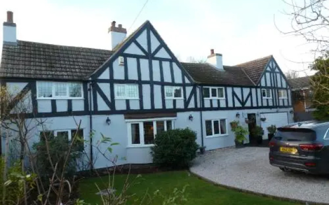 Newark Lodge Guest House
