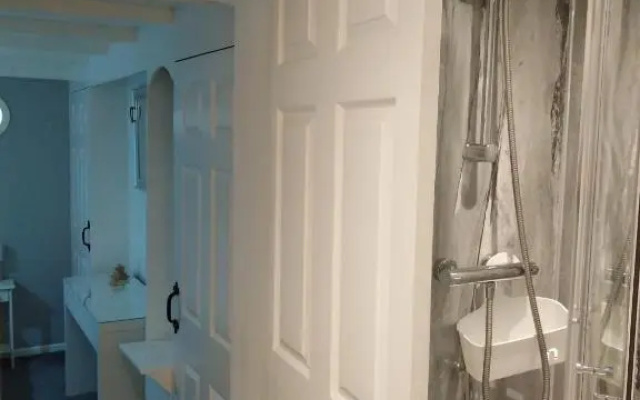 The Cuddy - Apartment with garden