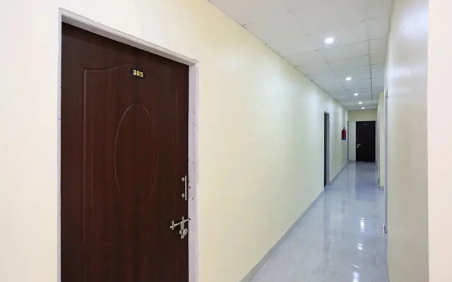 Hotel Mona Palace By OYO Rooms