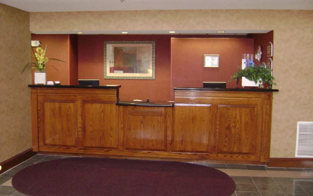 Holiday Inn Express Hotel & Suites Wilson - Hayes Place by IHG