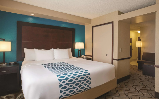 La Quinta Inn & Suites by Wyndham Central Point - Medford