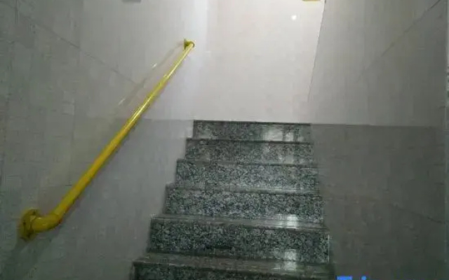 Yangzhou Zhiyue Fengyuan Hotel