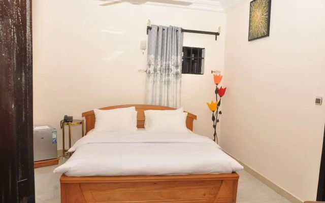 Diamond Hotel